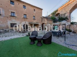 Houses (country house), 540 m², near bus and train