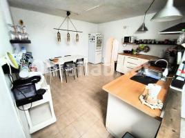 Casa (unifamiliar adosada), 180 m², cerca de bus y tren