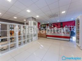Lloguer local comercial, 131 m²