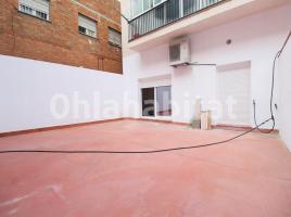 Flat, 88 m², near bus and train, new