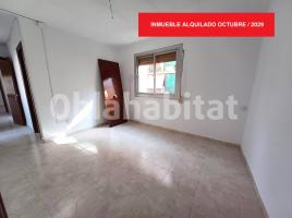 Pis, 54 m², prop de bus i tren