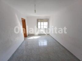 Pis, 58 m², prop de bus i tren