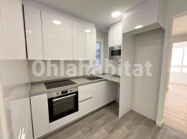 Flat, 61 m², near bus and train