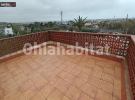 Casa (unifamiliar aïllada), 90 m², prop de bus i tren