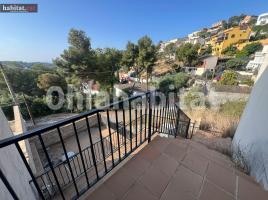 New home - Houses in, 168 m², near bus and train, new