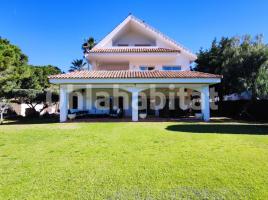 Casa (unifamiliar aïllada), 820 m², prop de bus i tren