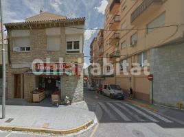 Houses (detached house), 277 m², near bus and train