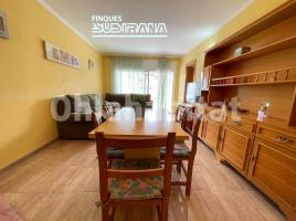 Pis, 69 m², prop de bus i tren