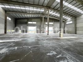Louer , 1141 m²