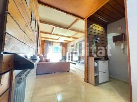 Piso, 82 m², cerca de bus y tren