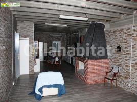 (unifamiliar aïllada), 654 m², près de bus et de train
