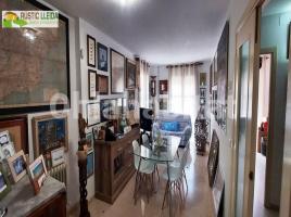 Pis, 70 m², prop de bus i tren