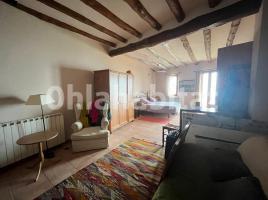 Casa (unifamiliar aïllada), 230 m², prop de bus i tren