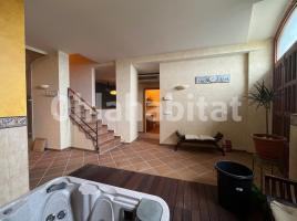 Casa (unifamiliar aïllada), 230 m², prop de bus i tren