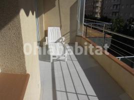 Flat, 90 m², near bus and train, costa