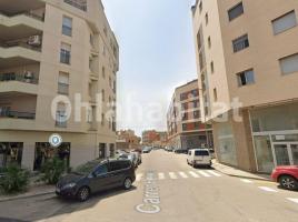 Piso, 41 m², cerca de bus y tren, seminuevo