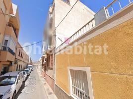 Piso, 76 m², cerca de bus y tren