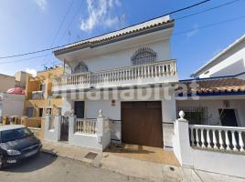 Casa (unifamiliar adosada), 102 m², cerca de bus y tren, seminuevo
