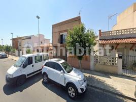 Casa (unifamiliar aislada), 162 m², cerca de bus y tren