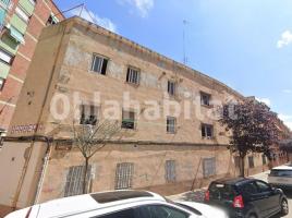 Flat, 75 m², near bus and train
