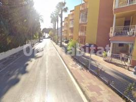 Flat, 66 m², near bus and train