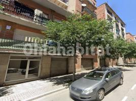 Flat, 87 m², near bus and train