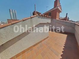 Duplex, 111 m², near bus and train