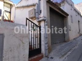 Piso, 44 m², cerca de bus y tren
