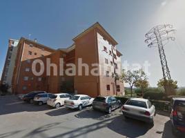 Piso, 81 m², cerca de bus y tren