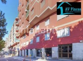 Flat, 74 m², near bus and train