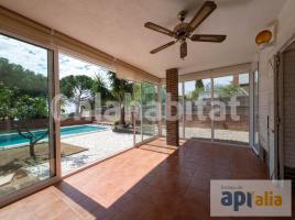 Casa (unifamiliar aïllada), 366 m², prop de bus i tren