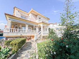 Casa (unifamiliar aïllada), 263 m², prop de bus i tren, Mas d'En Serra-Els Cards