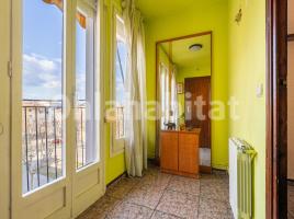 Pis, 119 m², prop de bus i tren