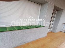 Pis, 97 m², prop de bus i tren