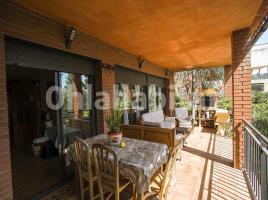 Casa (unifamiliar aïllada), 218 m², prop de bus i tren, seminou