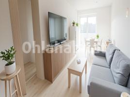 Piso, 71 m², cerca de bus y tren, seminuevo, Sax sala