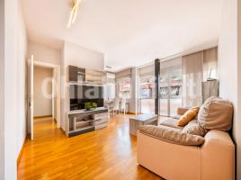 Attic, 109 m², near bus and train