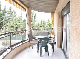Flat, 135 m², near bus and train