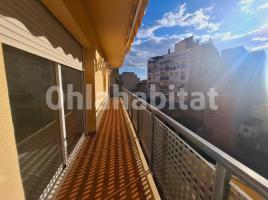 Piso, 120 m², cerca de bus y tren