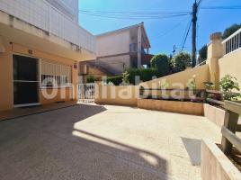 Piso, 57 m², cerca de bus y tren