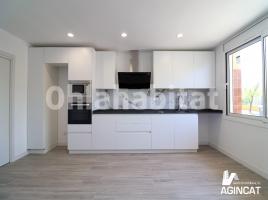 New home - Flat in, 39 m², near bus and train, can rull