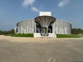 Industrial, 10700 m²