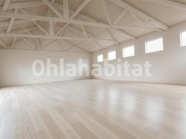 , 476 m²