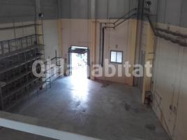, 545 m²