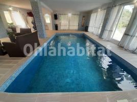 Casa (unifamiliar aïllada), 329 m², prop de bus i tren, seminou