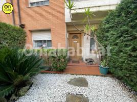 Casa (unifamiliar aislada), 217 m², cerca de bus y tren
