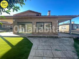  (unifamiliar aïllada), 300 m², près de bus et de train, presque neuf, L'Ametlla del Vallès