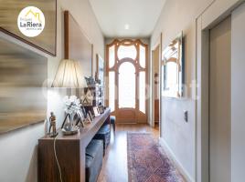 Houses (detached house), 540 m², near bus and train