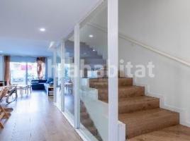 Casa (unifamiliar adosada), 185 m², cerca de bus y tren, seminuevo