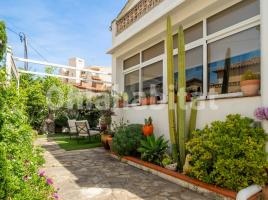 Houses (detached house), 123 m², near bus and train, Riells